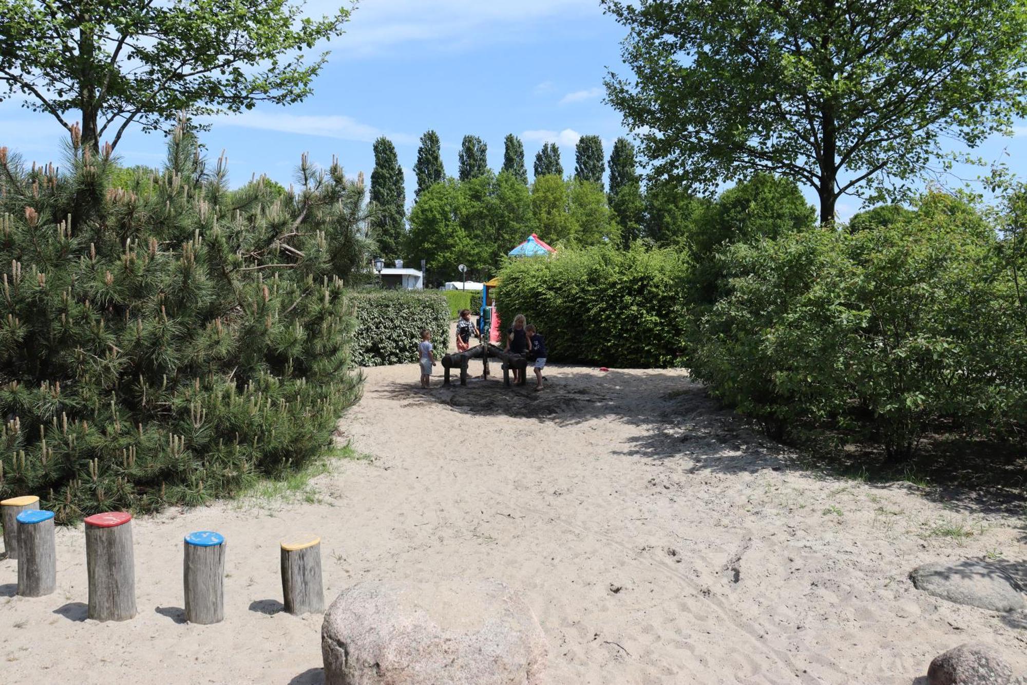 ホリデーパーク ダインフーフェ Udenhout エクステリア 写真